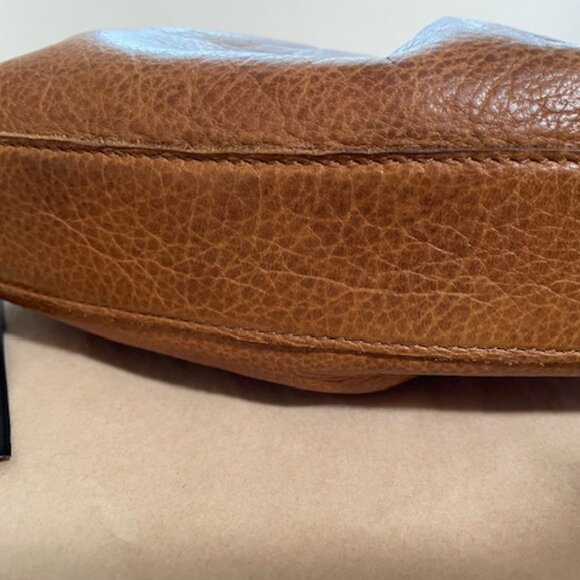 NEW Latico Leather Layla Crossbody bag in Cognac - Picture 4 of 5